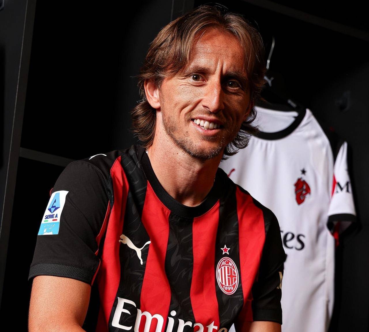 麦克托米奈：无论我是否进球，教练对我的要求都非常高