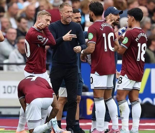 王钰栋首个主力赛季表现：共12球5助攻，荣膺中超本土金靴